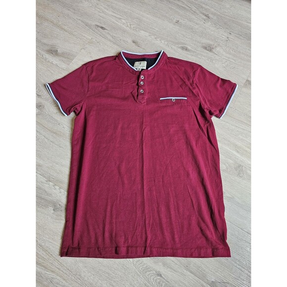 Scott James Burgundy Henley Style Button Up Short Sleeve Shirt Size Medium - Picture 1 of 6